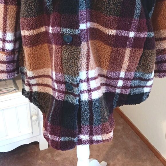 NWT American Eagle Outfitters  Sherpa Plaid Jacket/Shirt - Picture 5 of 15
